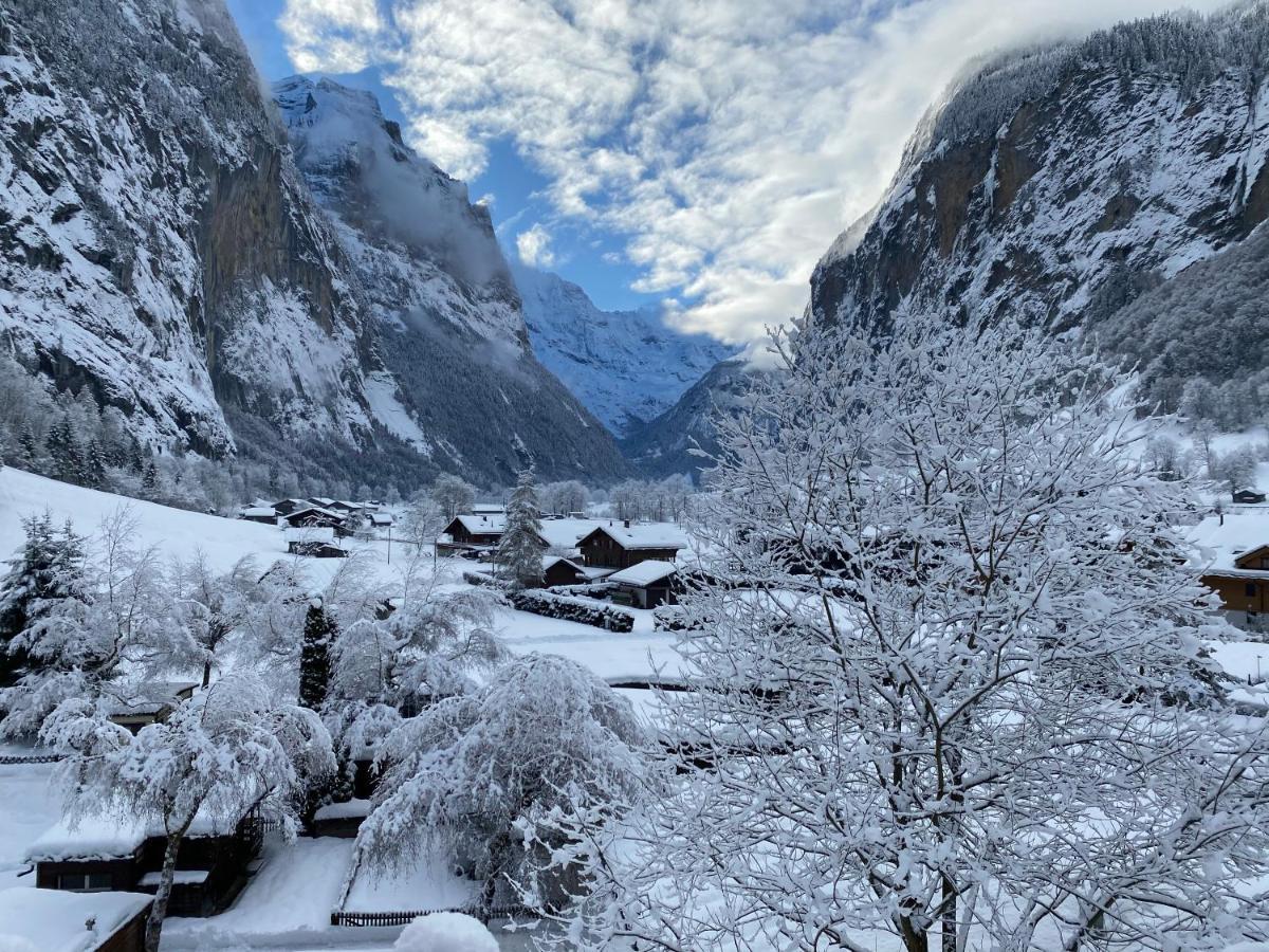 Villa Spellbound A Romantic Hideaway For Adults Aged 18-35 à Lauterbrunnen Extérieur photo