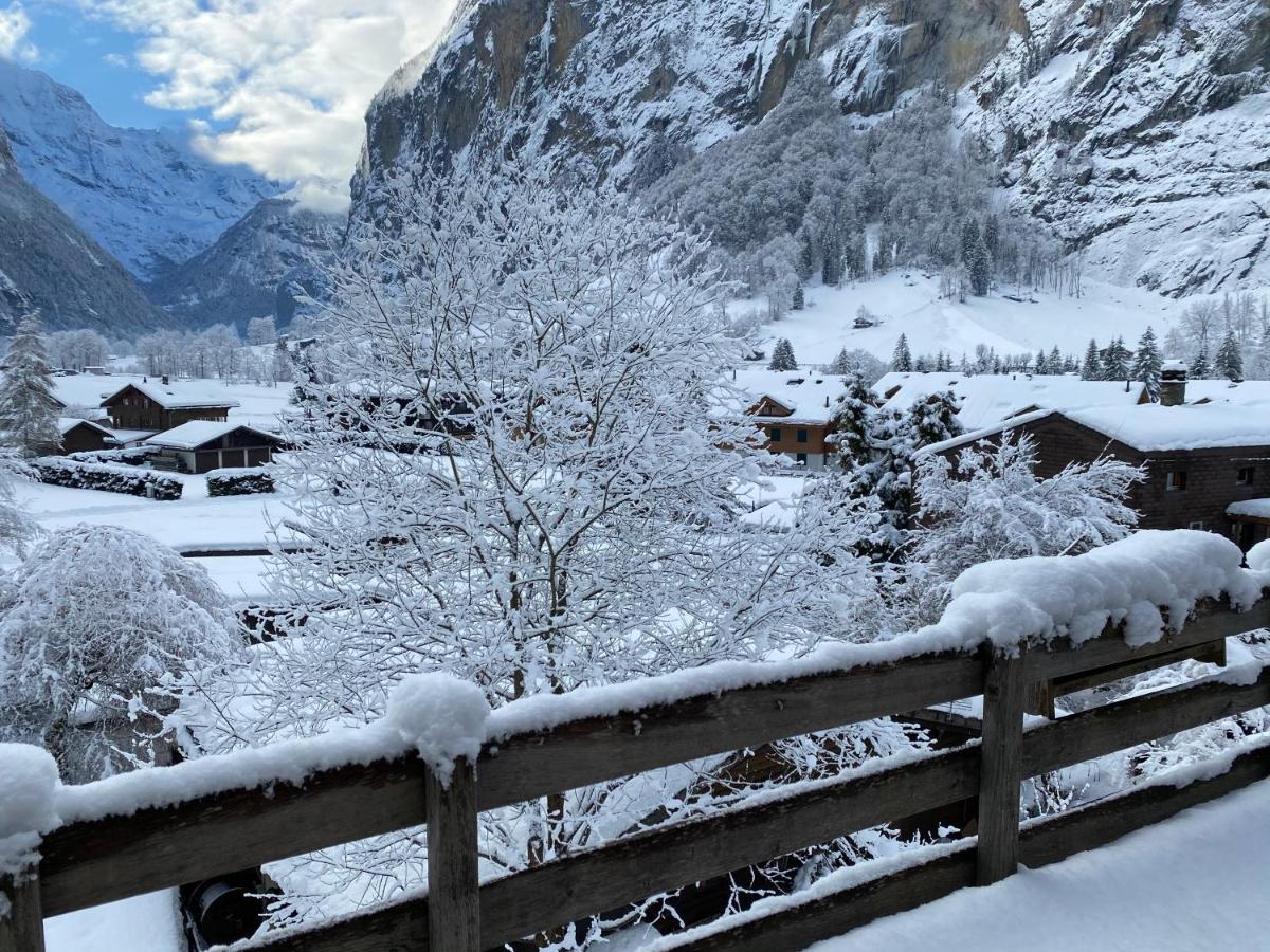 Villa Spellbound A Romantic Hideaway For Adults Aged 18-35 à Lauterbrunnen Extérieur photo