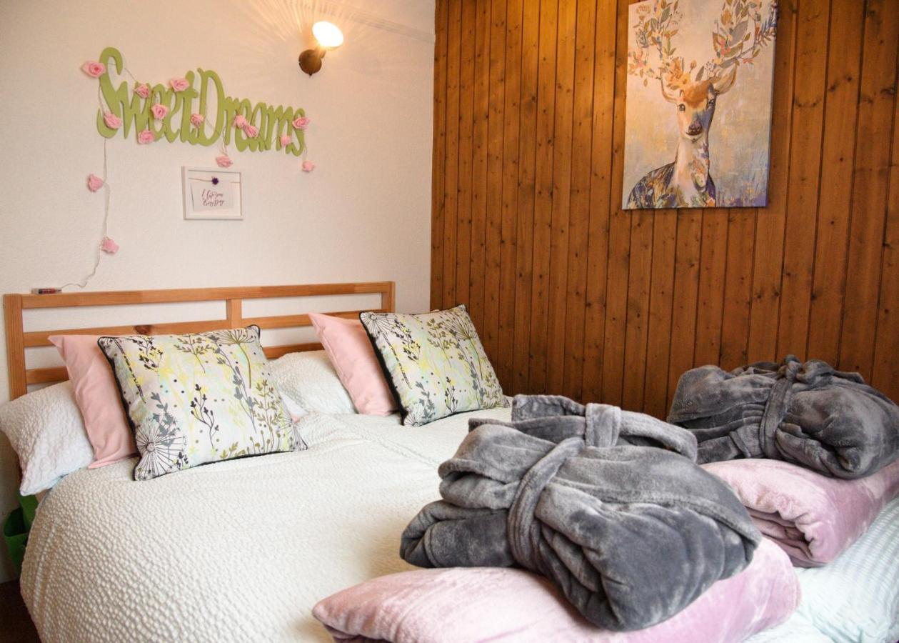Villa Spellbound A Romantic Hideaway For Adults Aged 18-35 à Lauterbrunnen Extérieur photo